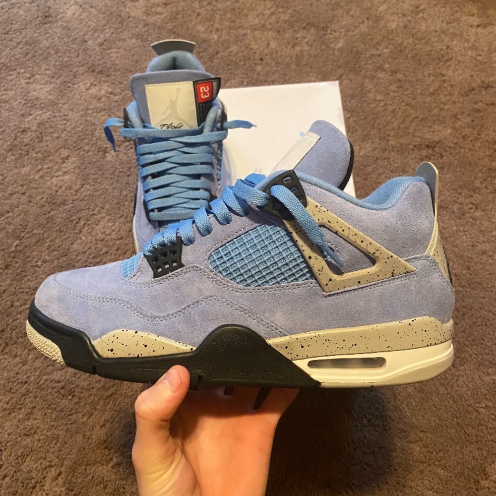 Jordan 4s University Blue Sz 10